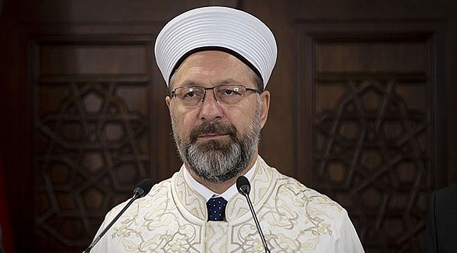 Diyanet Cuma Namazı İçin Uyarı Afişi Hazırladı