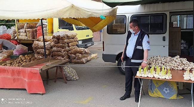 İlkadım Zabıtadan Pazar Tezgâhlarına 3 Metre Mesafe Ayarı