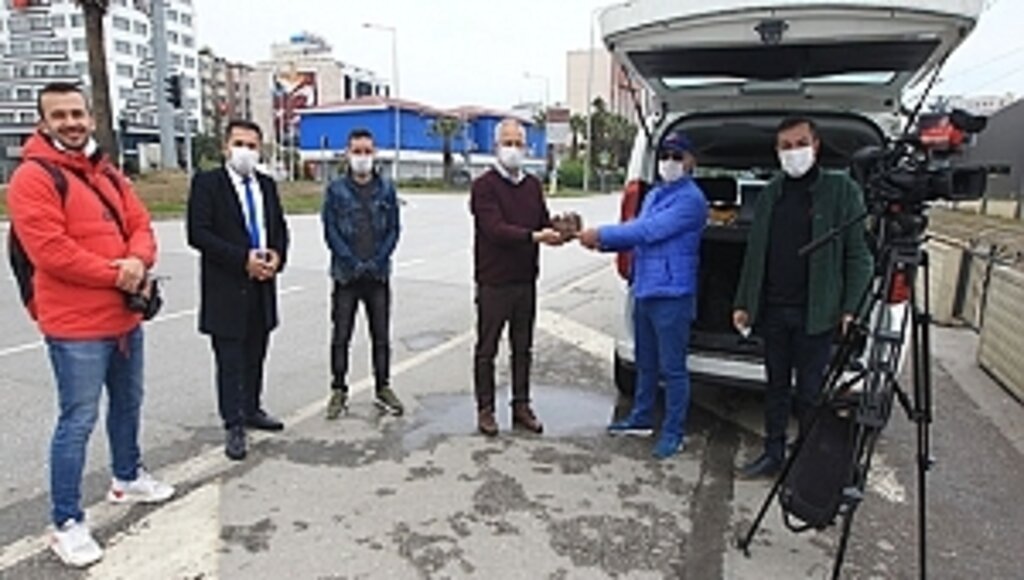 TRT Kameramanı Gençali'ye Sürpriz Doğum Günü!