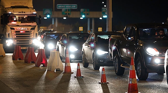 Samsun'da, Seyahat Kısıtlaması Kapsamında 448.914 Araç Kontrol Edildi