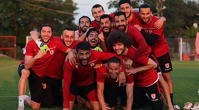 Samsunspor Sıcağa Rağmen çalışmalarını Sürdürdü