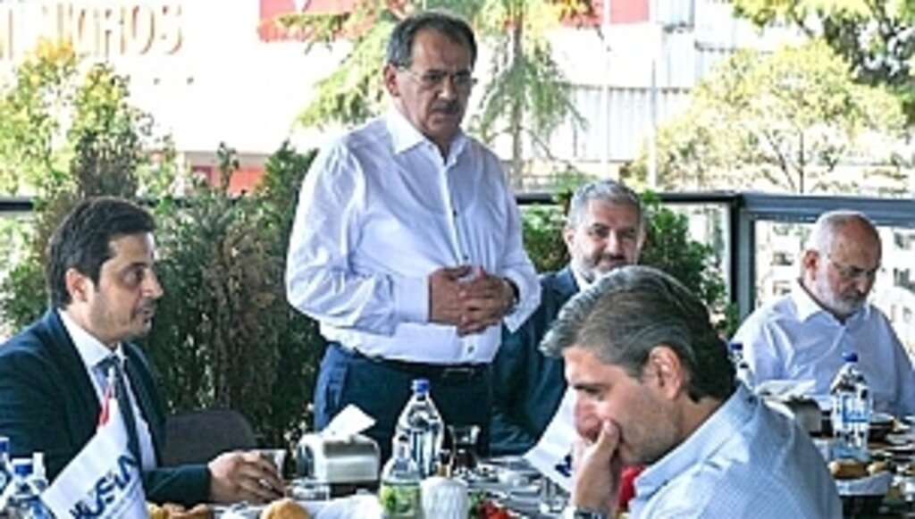 Başkan Demir, İş Dünyası İle Kahvaltıda Buluştu