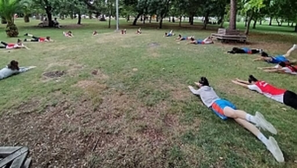 İlkadım Kız Basketbol Takımı Antrenmanlarını Doğaya Taşıdı