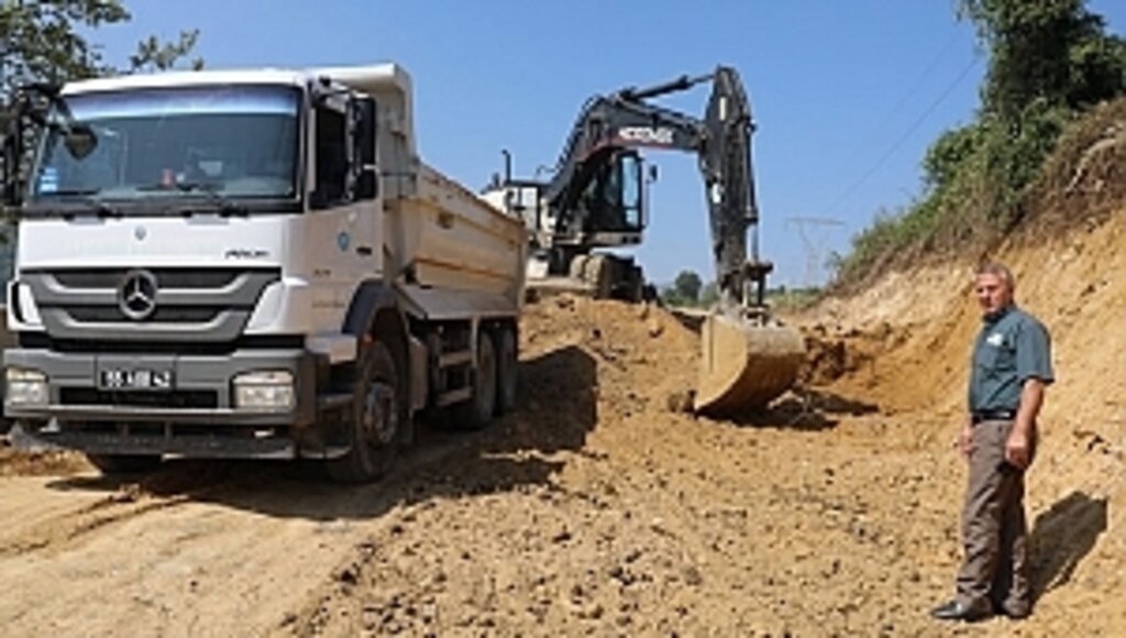 Yaz Geldi, İlkadım'da Yol Çalışmaları Hız Kazandı