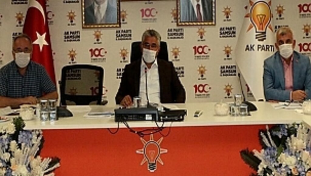 AK Parti'den Uzunlar Açıklaması!