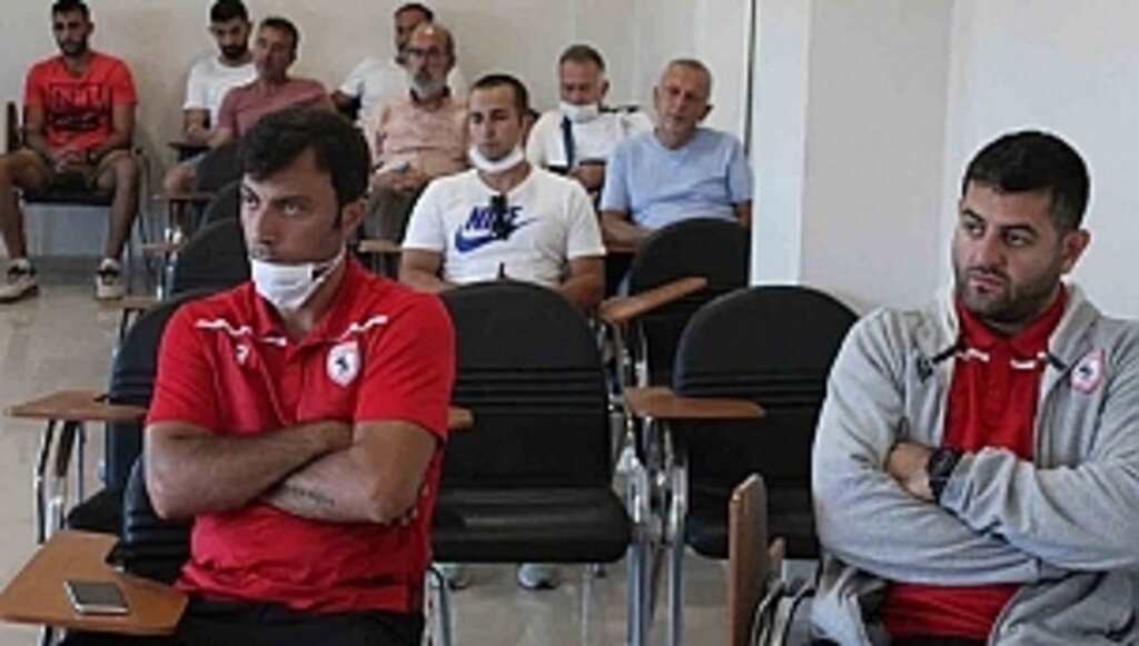 Basketbol Şubesi Amatörlerle Biraraya Geldi