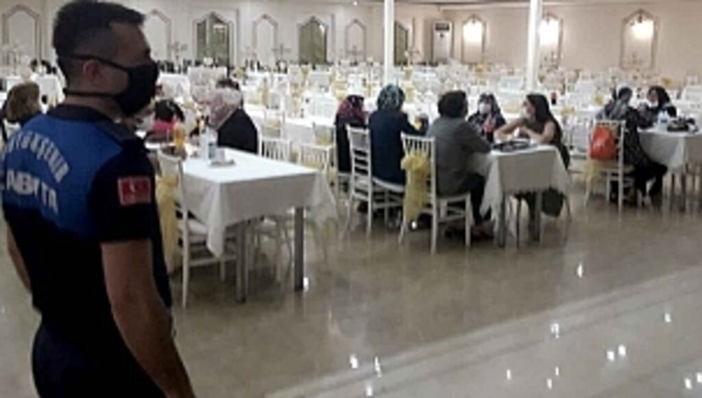 Büyükşehir Düğün Salonlarını Denetledi 