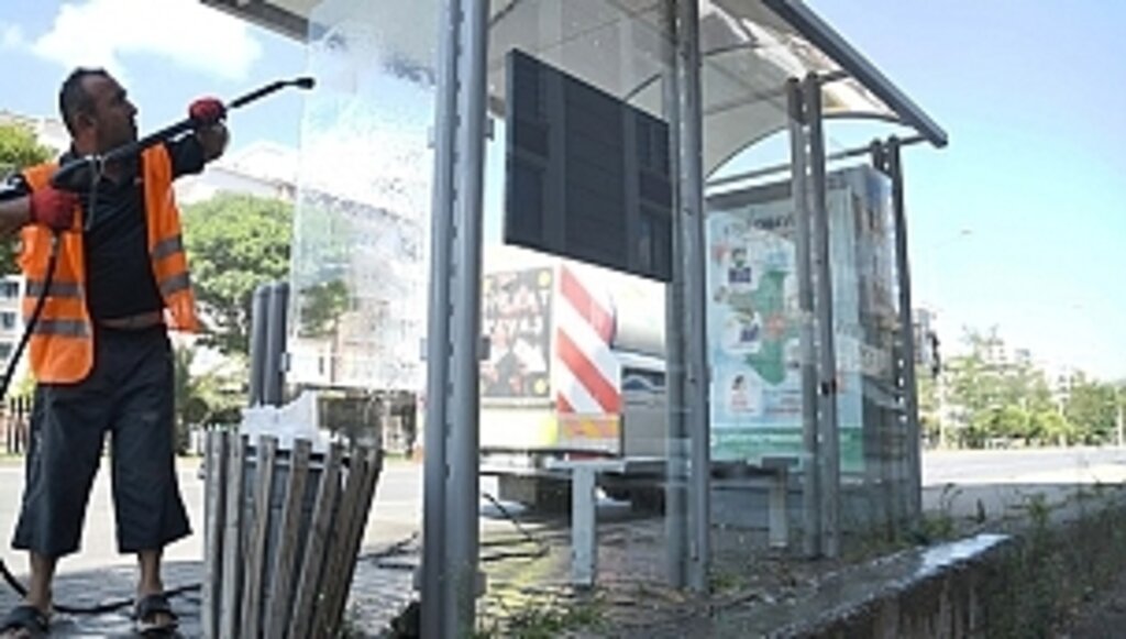 Büyükşehir Her Yeri Dezenfekte Ediyor