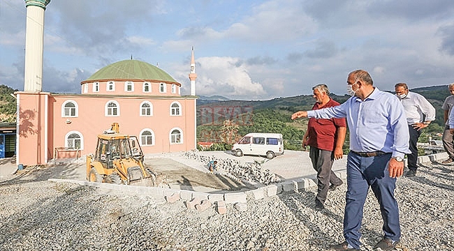 Camilerin İç Temizliği ve Bahçe Düzenlemesi Canik Belediyesi'nden