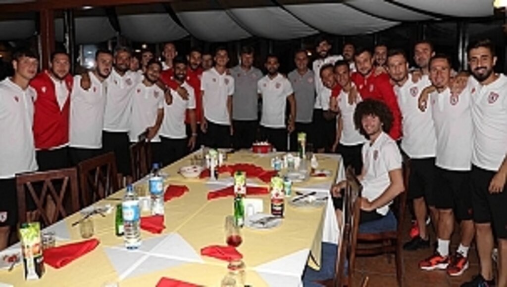 Ferhat Çulcuoğlu'na Doğum Günü Sürprizi