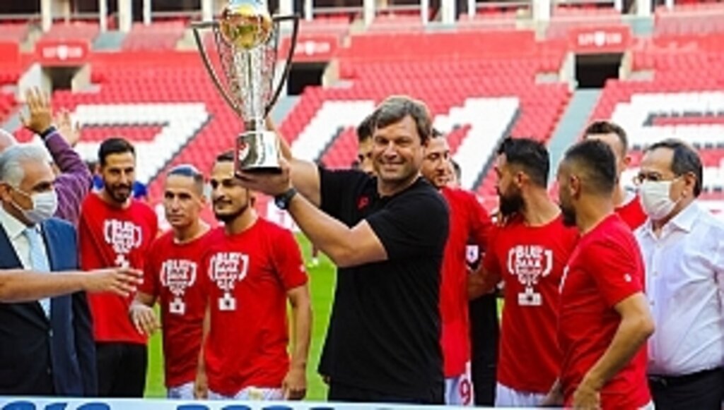 Şampiyonluk Kupasını Aldı!