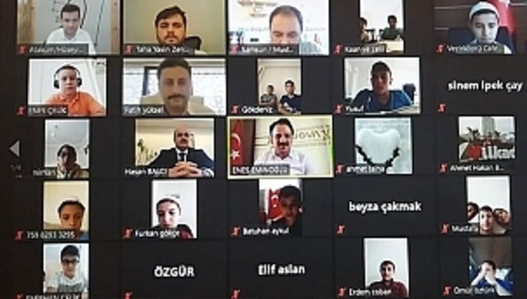 TÜGVA'dan Vezirköprü Gençlere Hediye