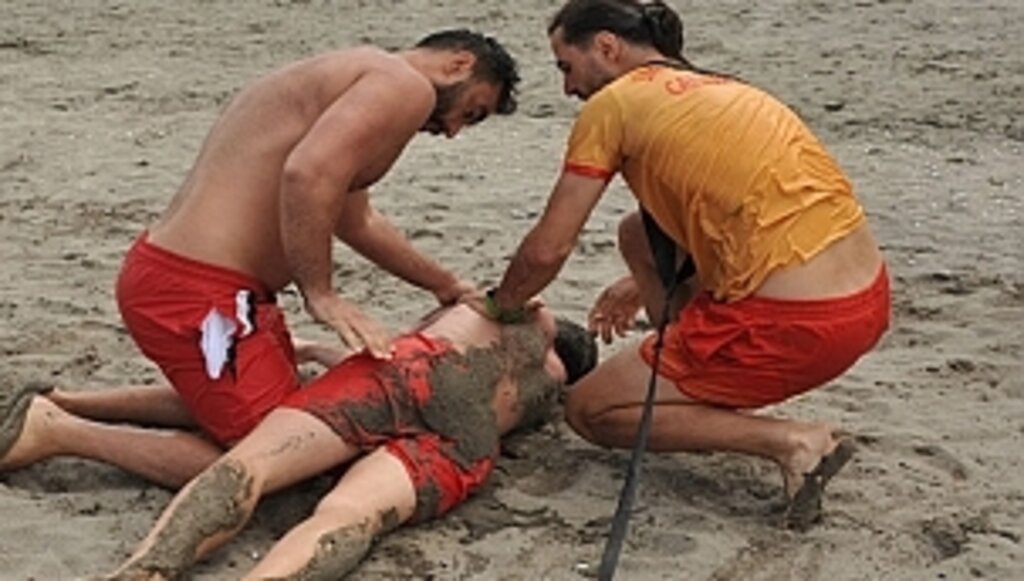 3 Ayda Denizde Boğulmakta 193 Kişiyi Kurtarıldı