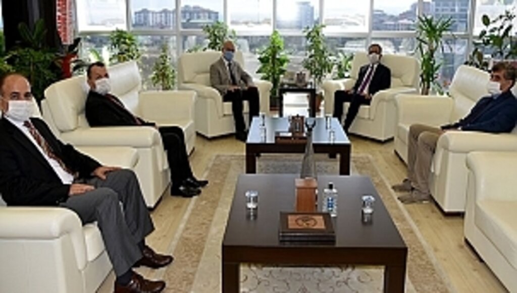 İdare Mahkemesi Başkanı Merih Dinçer, Rektör Ünal'ı Ziyaret Etti