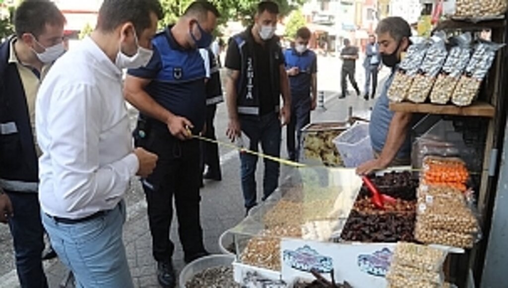 İlkadım'da Uyarılara Uymayan Seyyarlara ve Kaldırım İşgaline Geçit Yok!...