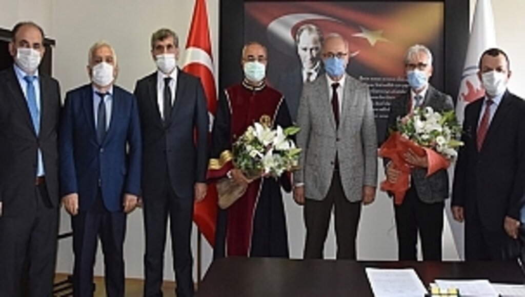 OMÜ Tıp Fakültesi Dekanlığında Görev Değişimi