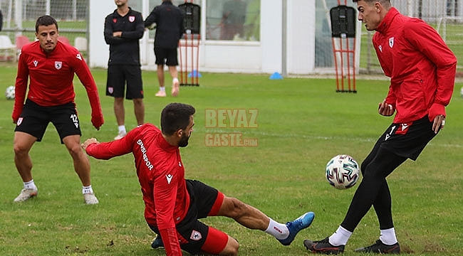 Akhisarspor Hazırlıklarını Sürdürdü