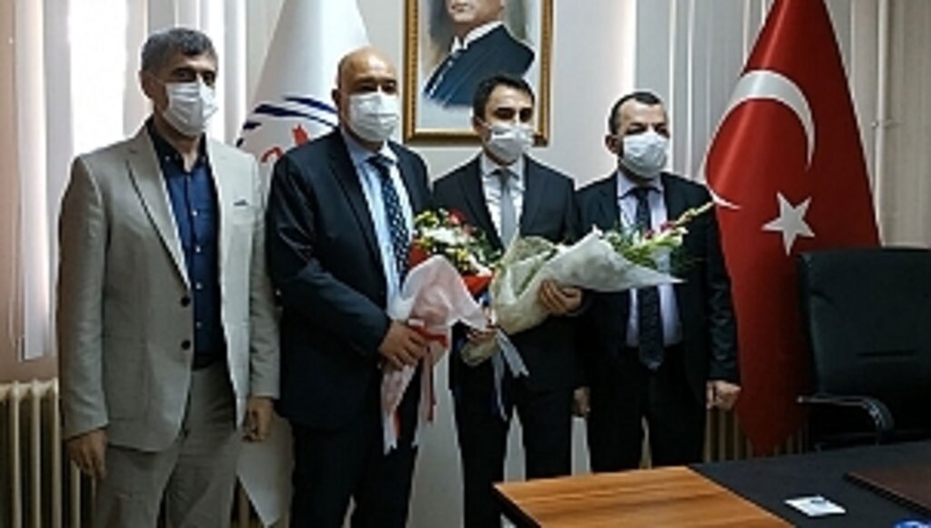 Alaçam MYO'da Bayrak Değişimi