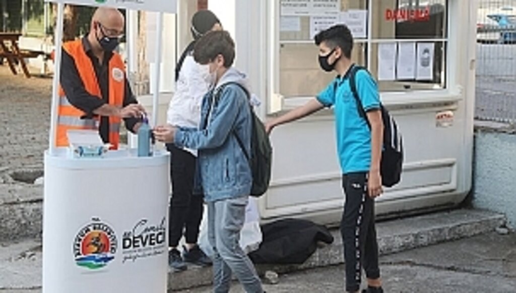 Atakum Belediyesi'nden Öğrenciler İçin Hijyen Standı