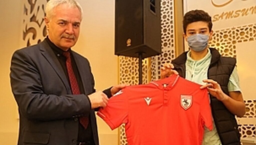 İlkemde Başarıyı Yakalayan Öğrenciler Ödüllendirildi