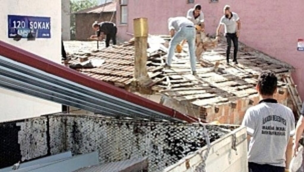 Mahalle Muhtarının Yardımına İlkadım Belediyesi Koştu