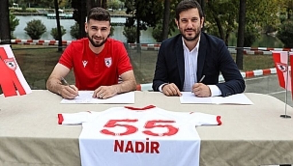 Nadir Çiftçi Samsunspor'a İmzayı Attı
