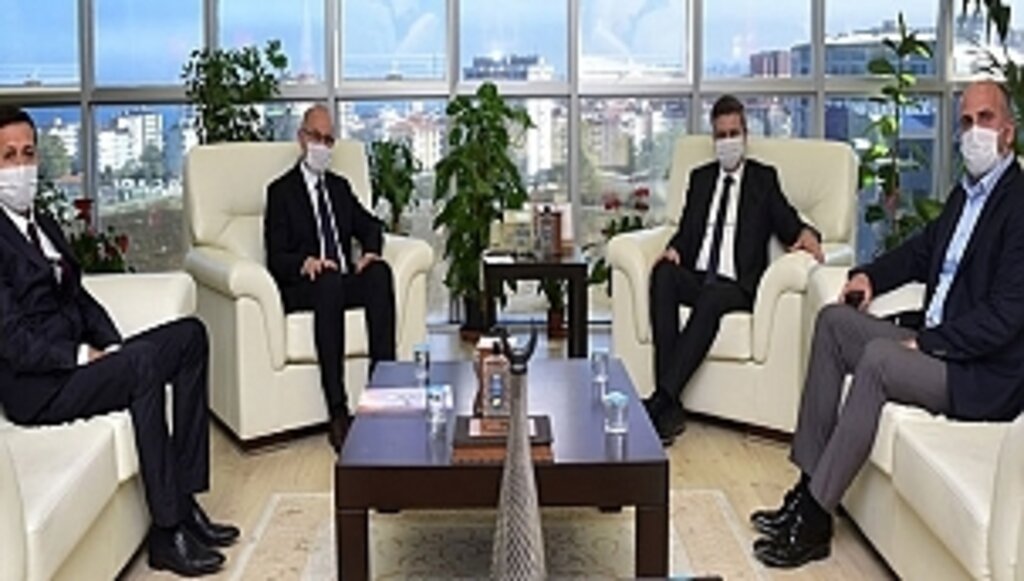 Rektör Ünal İlkadım İlçe Milli Eğitim Müdürü Halil İbrahim Akmeşe'yi Ağırladı