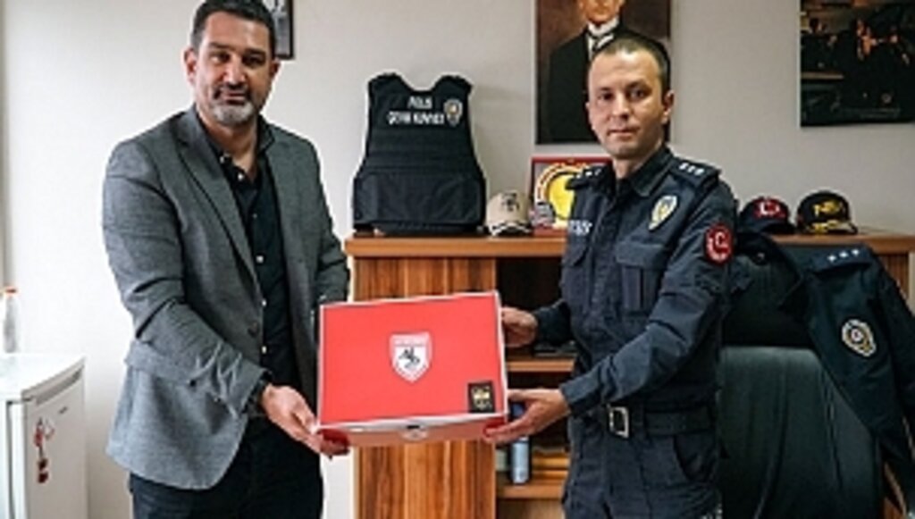 Yılport Samsunspor'dan Eskişehir Emniyet Müdürlüğü'ne Ziyaret