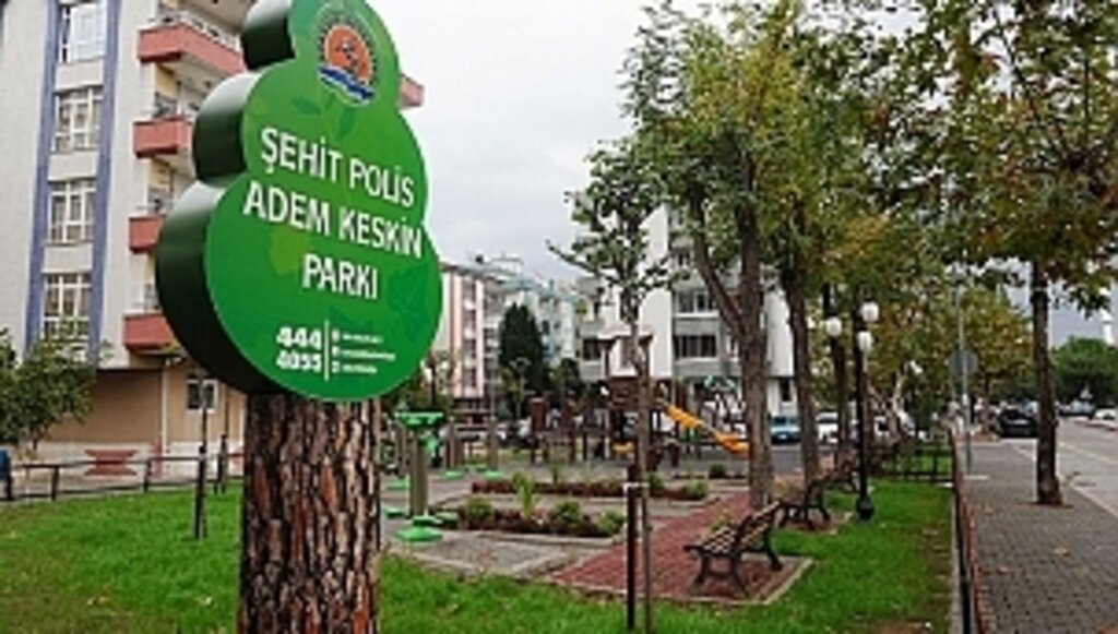 Atakum Belediyesi Şehit Polis Adem Keskin Parkı'nı Kullanıma Açtı