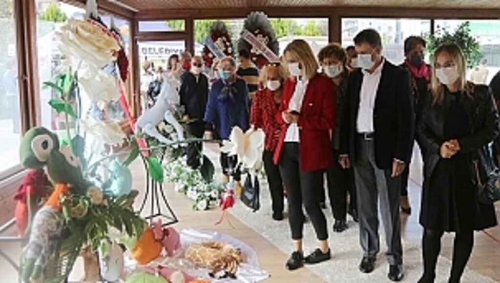 Atakumlu kadınlar Elif ve Ayda'nın yüzünü güldürecek