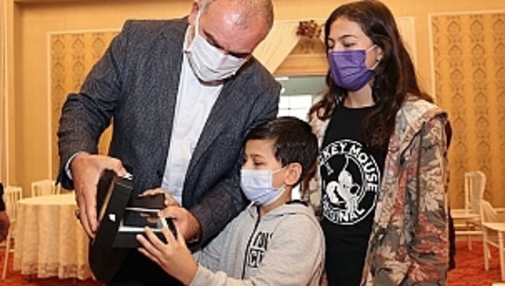 Sandıkçı'dan Gençlere Müjde