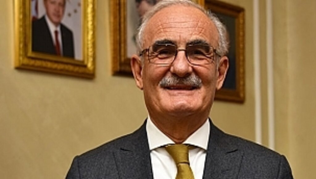 Yılmaz'dan 24 Kasım Öğretmenler Günü Mesajı