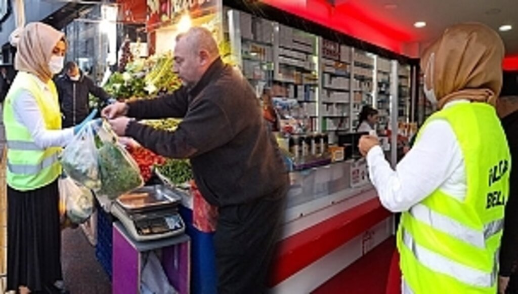 Zor Günlerde İlkadım Vefa Timi 7/24 Halkın Hizmetinde