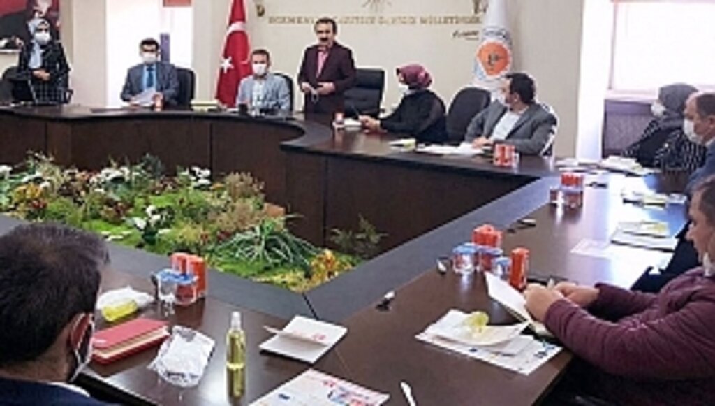 Göçmenlerin İşgücü ve Eğitim Durumları Masaya Yatırıldı