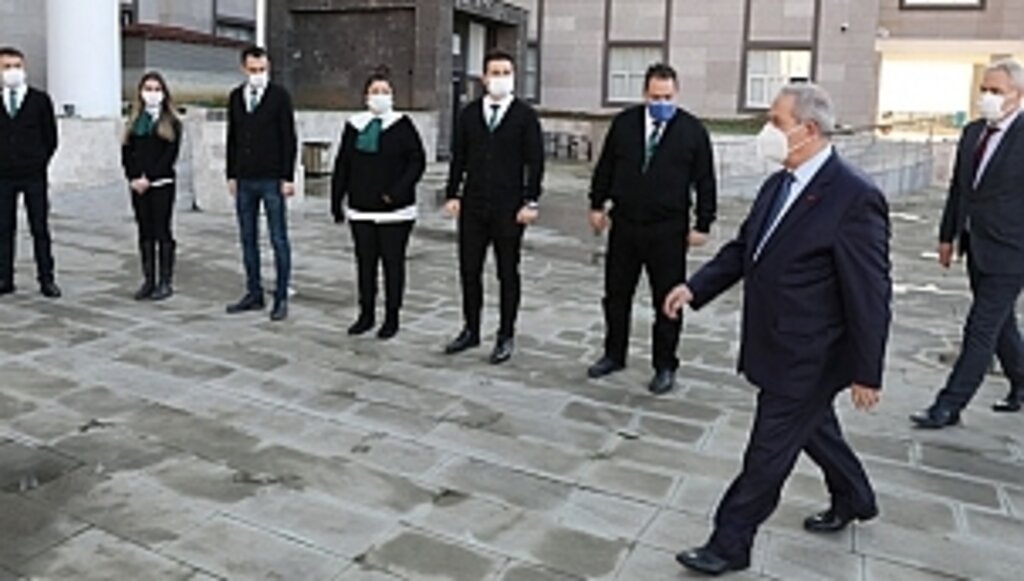 İlkadım Halkının Can Simidi Olan Vefa Destek Grubunu Ziyaret Etti