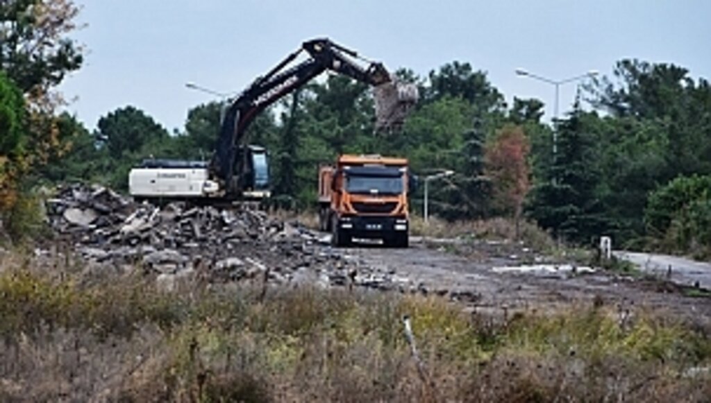 OMÜ'de Çevre Düzenlemeleri Devam Ediyor
