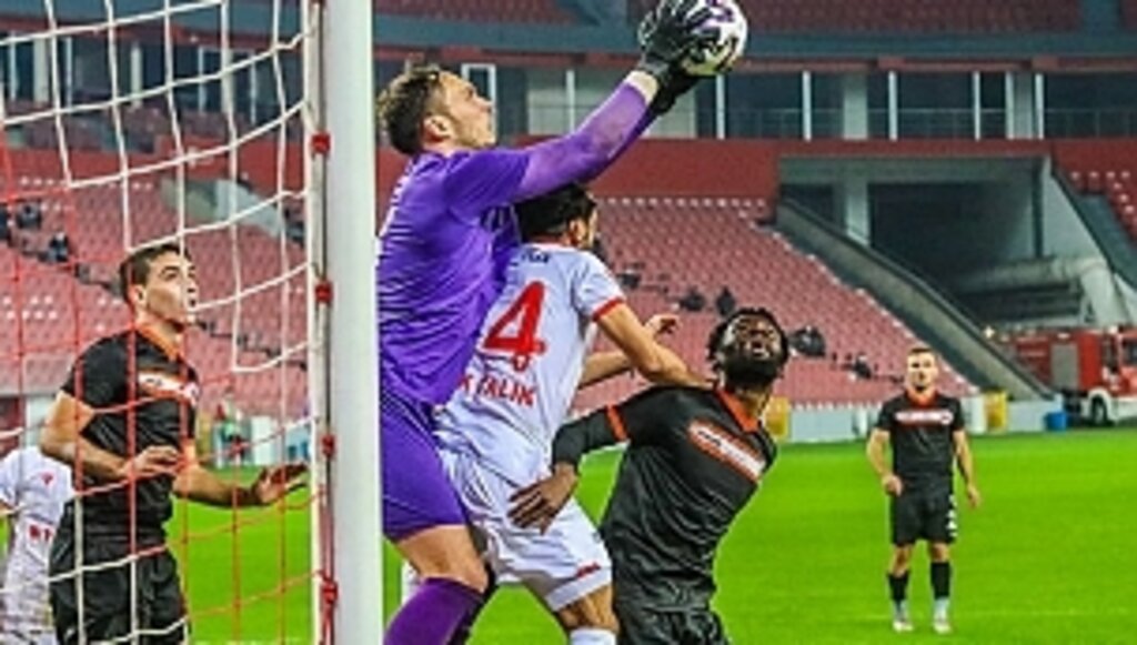 90+6'da Guıdo'dan Can Suyu!... 2-1