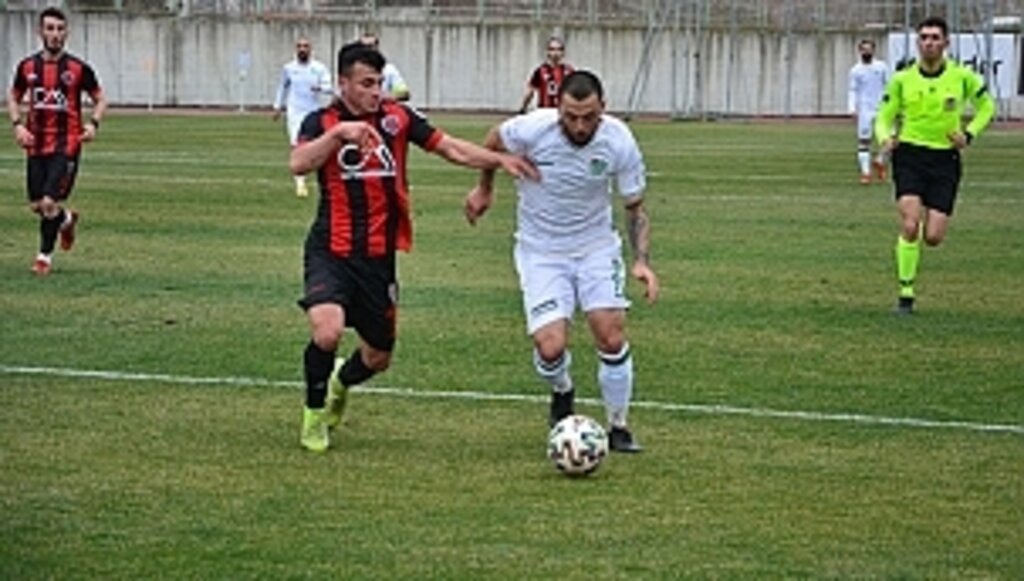 Evinde Bir Puana Razı Oldu 0-0