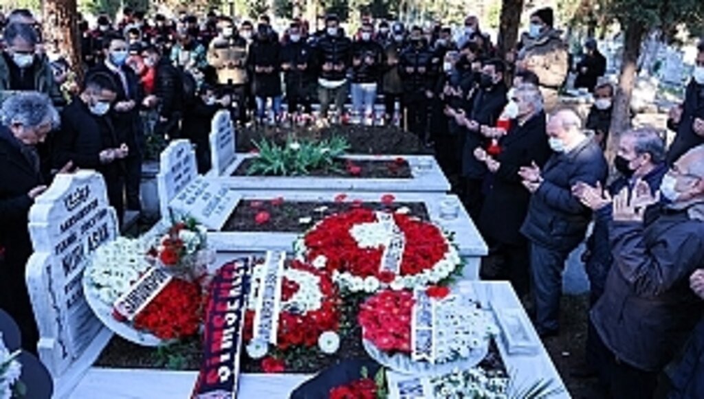 Futbol Şehitleri Mezarları Başında Anıldı