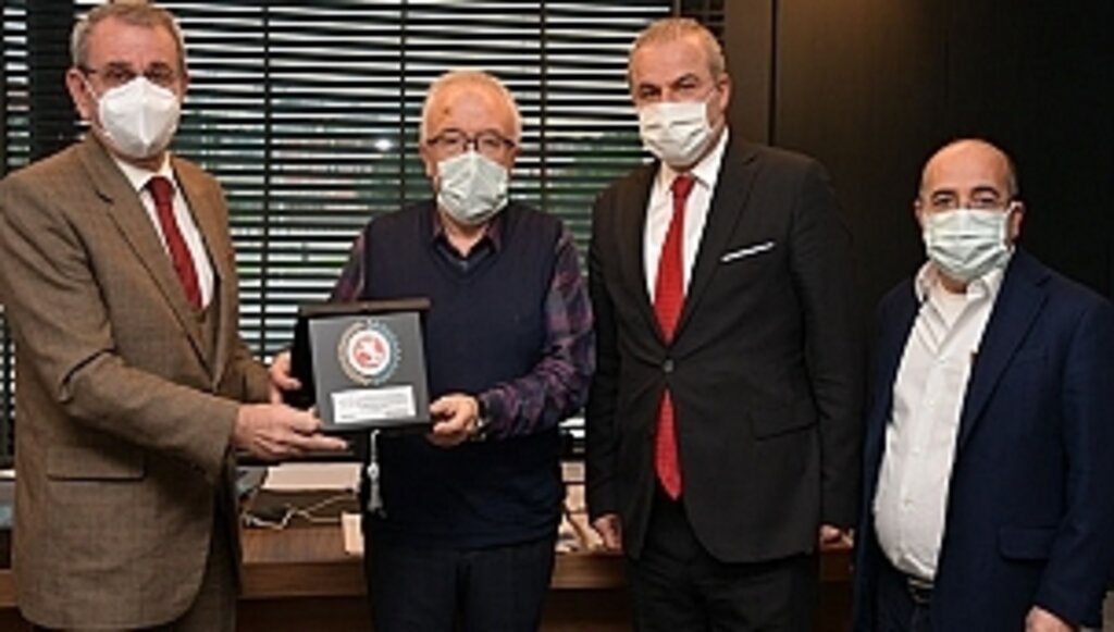Samsun TSO'dan Başarı Plaketi