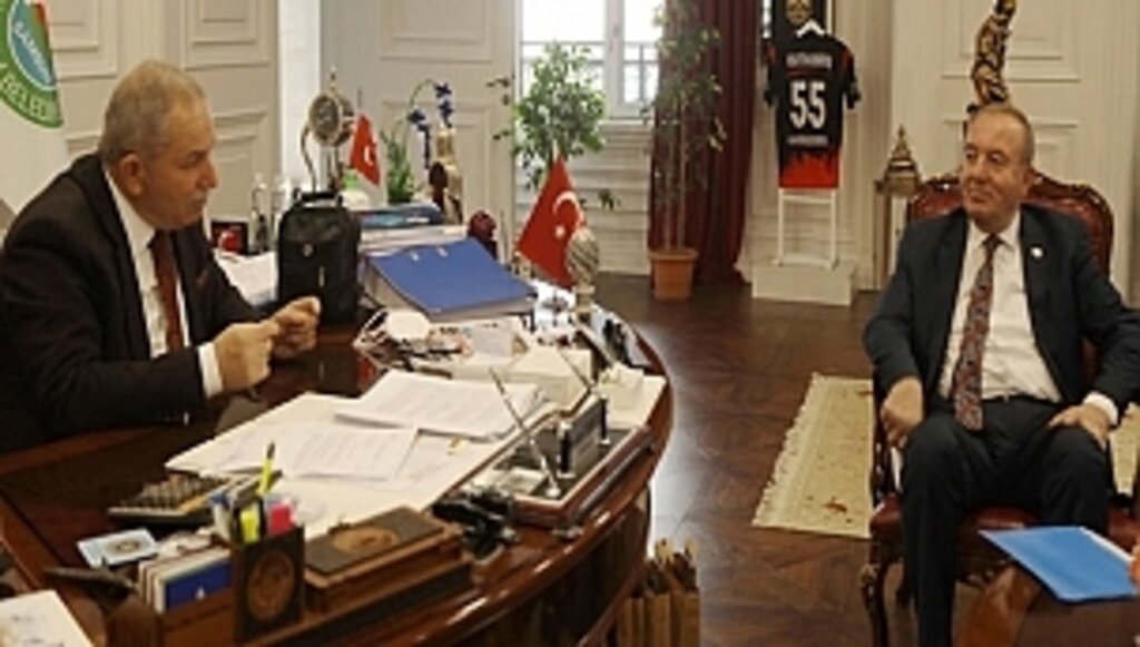 Sungurlu Belediye Başkanı Şahiner'i Makamında Ağırladı