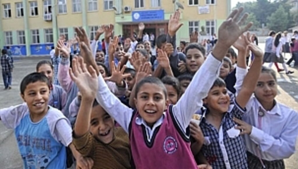 Başkan Demir Öğrencilere Başarı Diledi