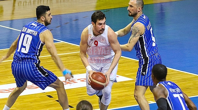 Samsunspor – Kocaeli Bşb. Kağıtspor: 74 – 71