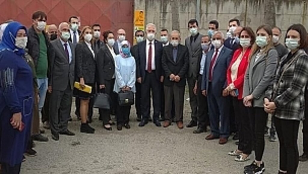 Santrale Baktılar, Hatıra Fotğrafı Çektirip Gittiler!