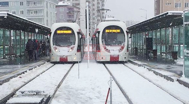 Tramvay Seferleri Kardan Etkilenmedi