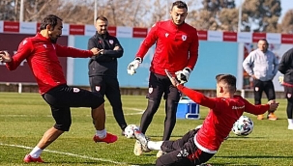 Adana Demirspor Hazırlıklarını Tamamladı…