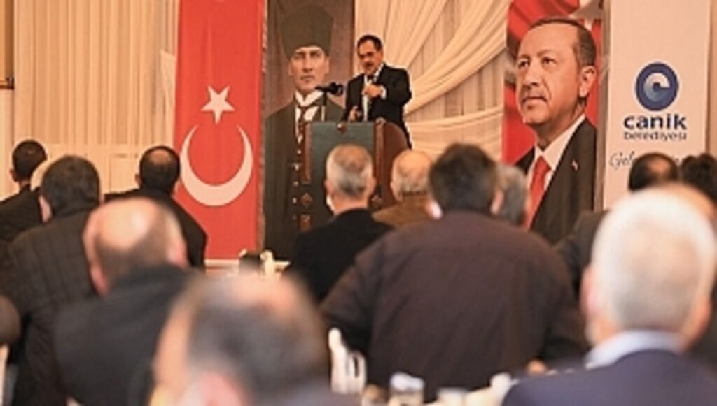 Başkan Demir, Canik'te Muhtarlarla Bir Araya Geldi