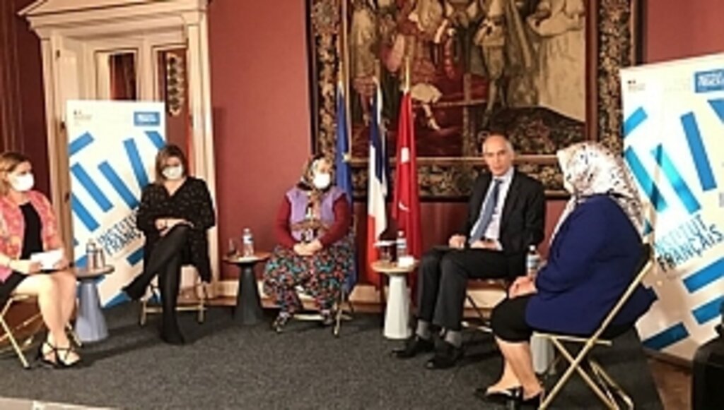 "Engel Tanımayan Kadınlar" Fransa Büyükelçiliği'nde