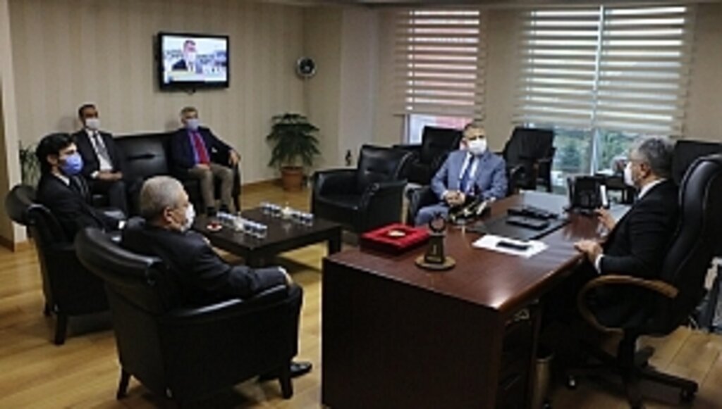 MHP İlkadım'dan Ak Partiye Hayırlı Olsun Ziyareti