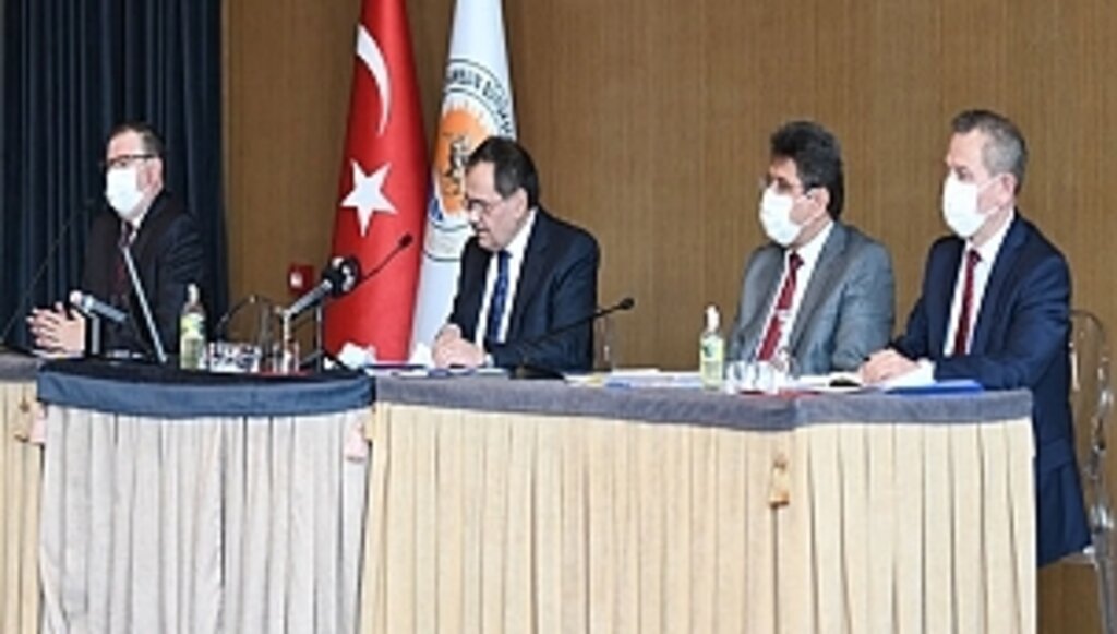 Tarihi Bir Dönemden Geçiyoruz